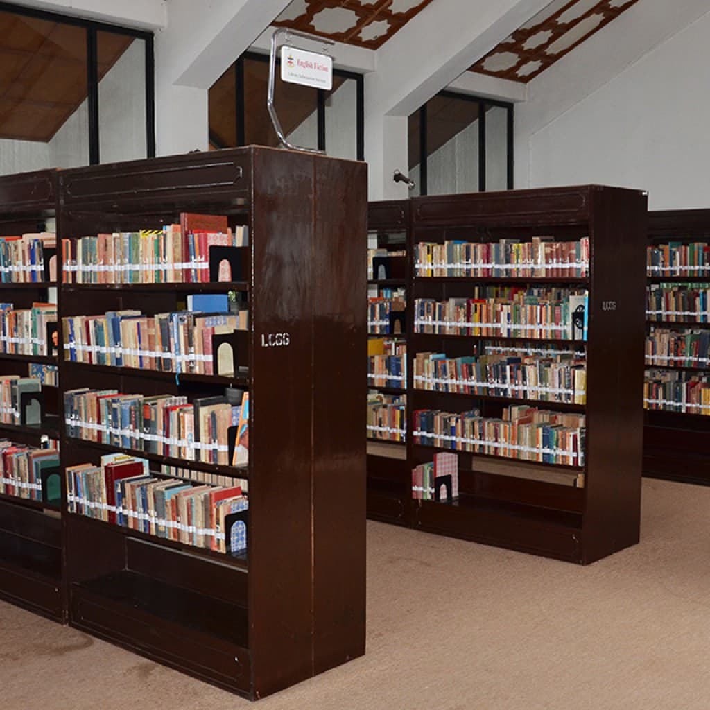 Senior School library reading area